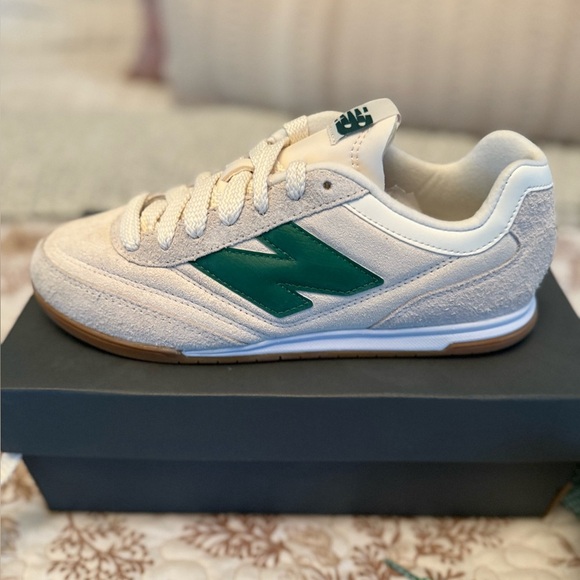 NIB New Balance RC42 Sneakers with Anthro Novelty Laces - Picture 6 of 16